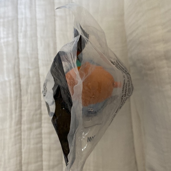 2021 Marvel Eternals McDonald's Toys - Picture 6 of 6